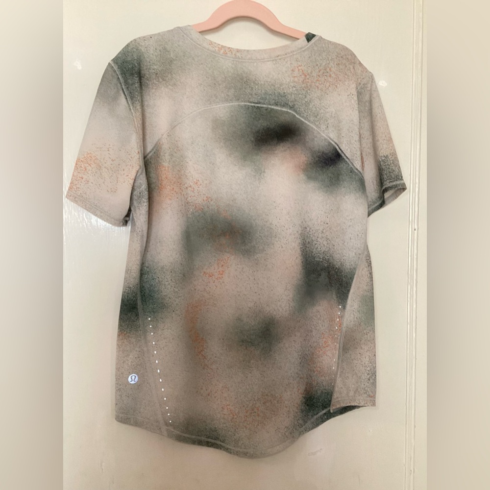 Lululemon High Neck Run And Train Tee - Picture 2 of 5